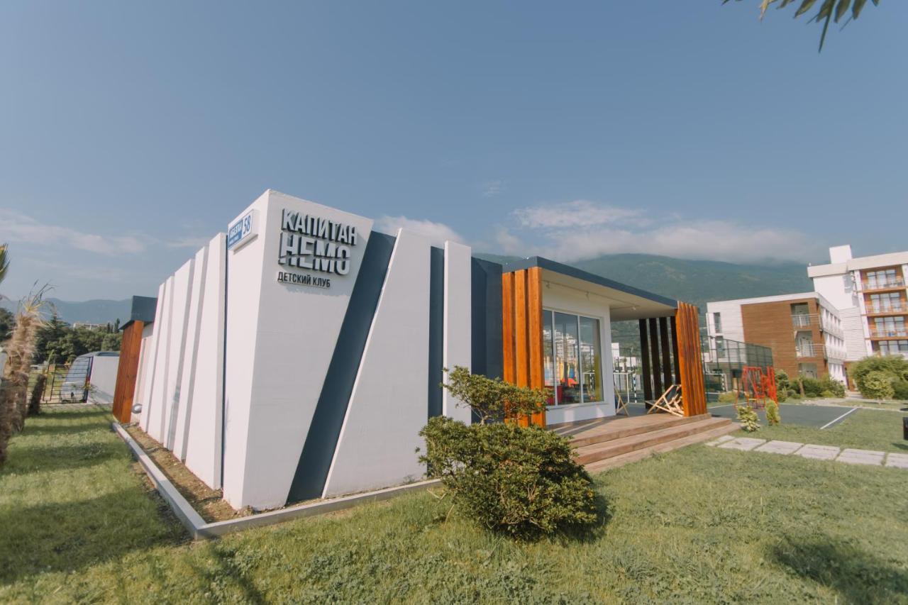 Aquamarine Family Club Hotel Gagra Exterior foto