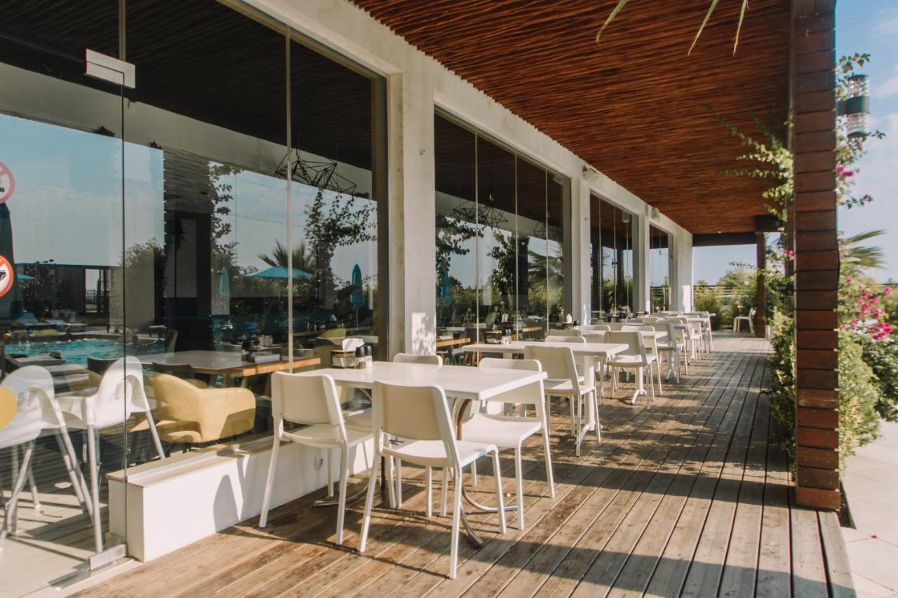 Aquamarine Family Club Hotel Gagra Exterior foto