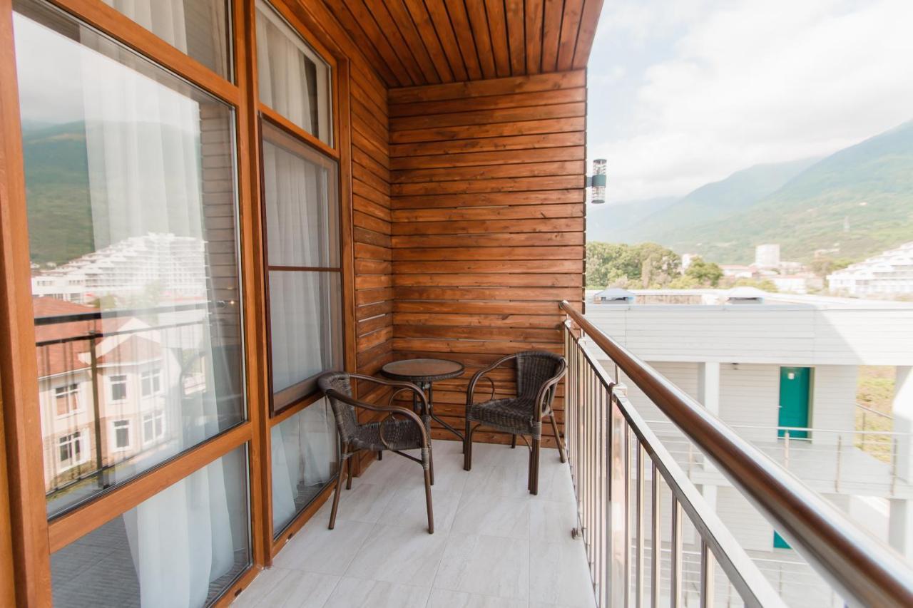 Aquamarine Family Club Hotel Gagra Exterior foto